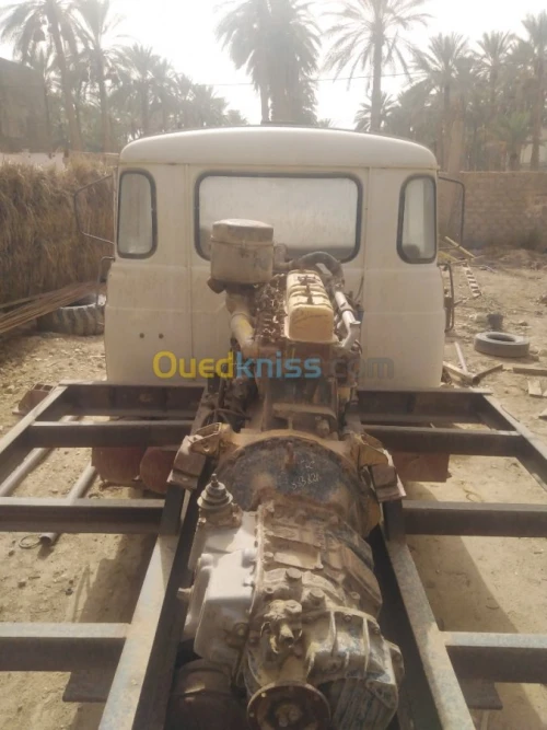 صوندا الة حفر Berliet GBH 6x4