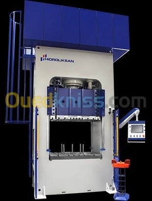 MACHINES INDUSTRIELLES