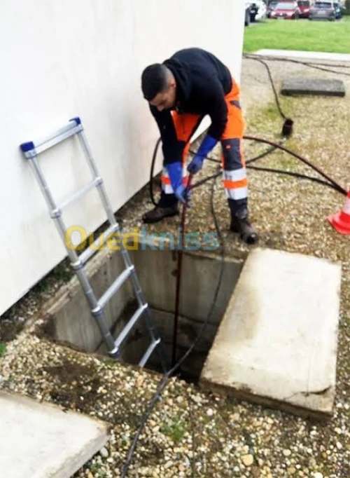 camion Hydrocureur debouchage vidange 