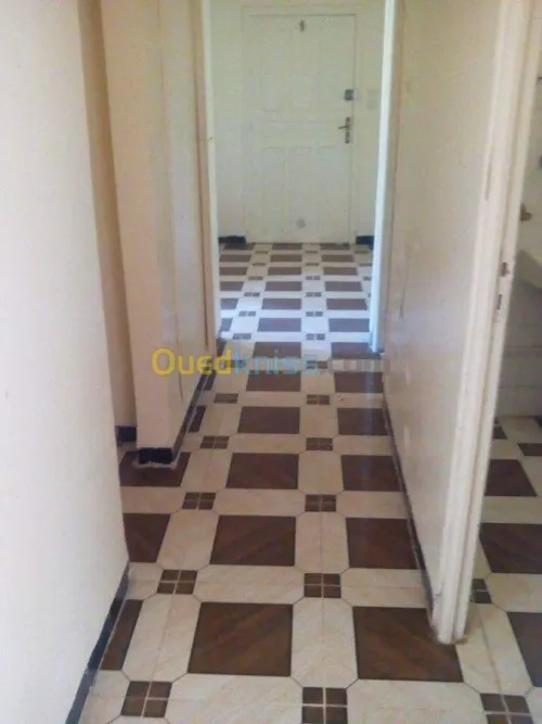 Vente Appartement F3 Chlef Sidi akkacha