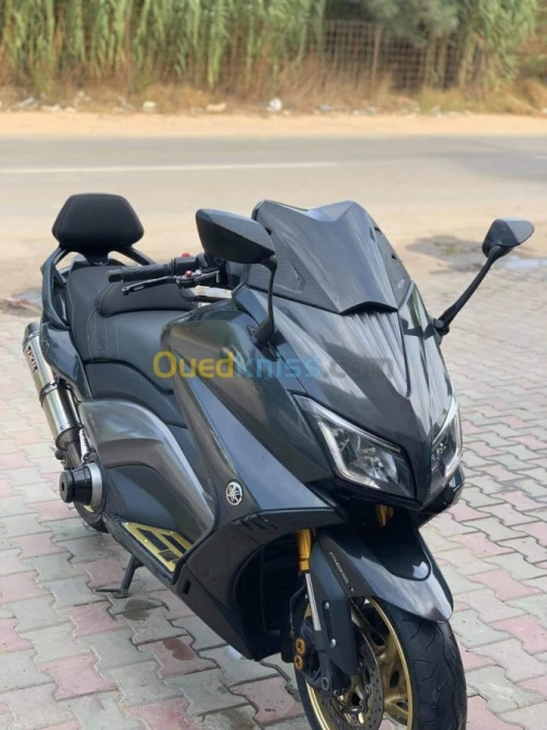 Yamaha Tmax iron 2