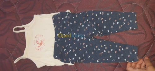 Trousseau vêtements bébé 