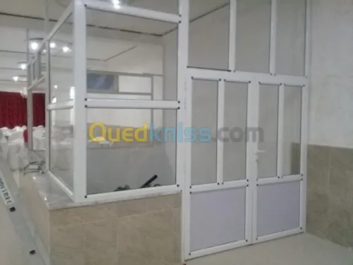 Les séparations de bureau en aluminium
