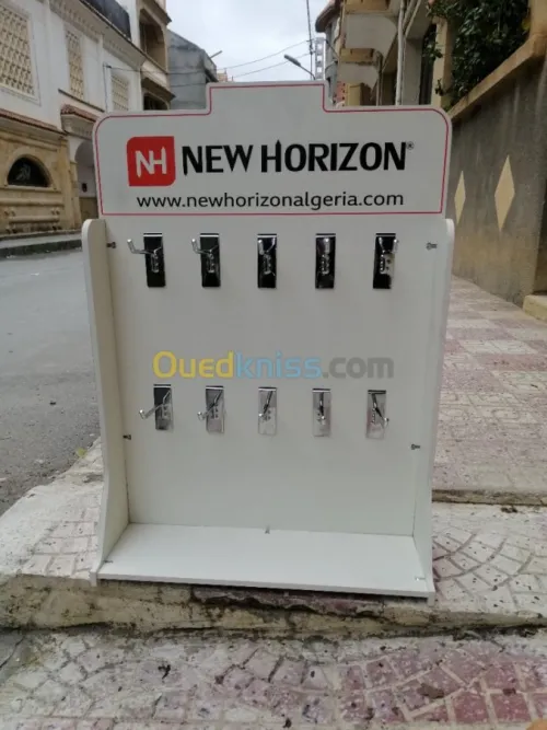 Fabrication des présentoirs 