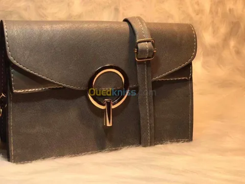 Sacs à main et pochettes 