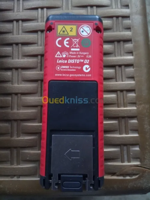 Télémétre LASER numérique 