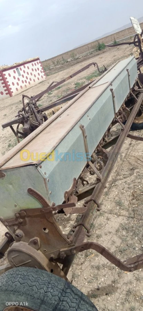 déchaumeuse mccormick  