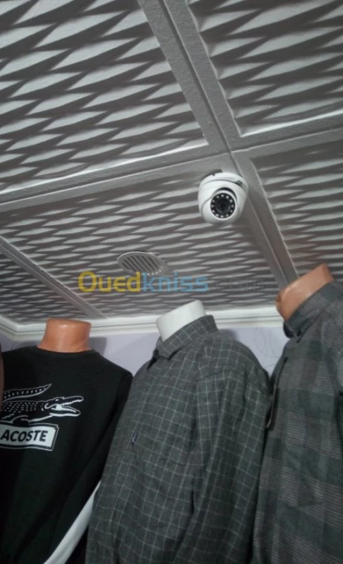 Installation de caméra de Surveillance