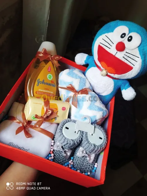 Des boxes pour les nv née , cadeaux na