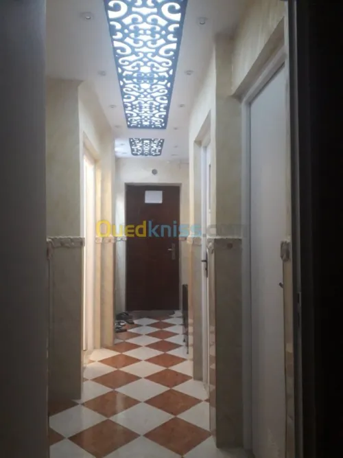 Découpe Forex Aluco Plixi PMMA 