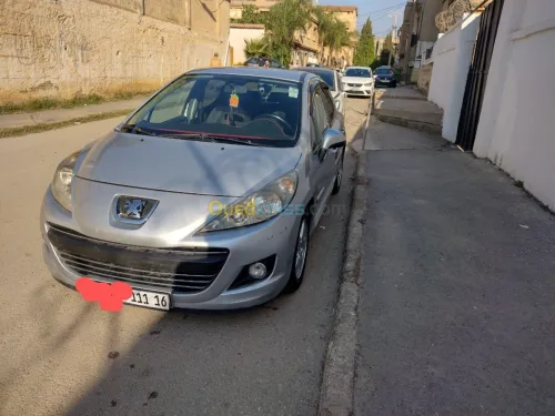 Peugeot 207 2011 