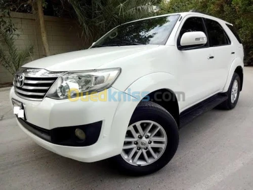 Bouchon jante Toyota Hilux fourtuner