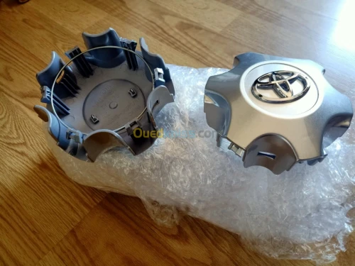 Bouchon jante Toyota Hilux fourtuner