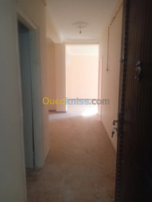 Location Appartement F3 Tizi ouzou Ouaguenoun