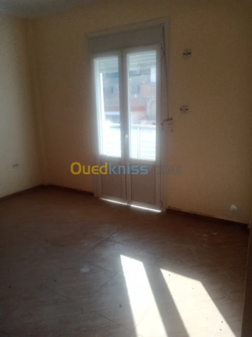 Location Appartement F3 Tizi ouzou Ouaguenoun