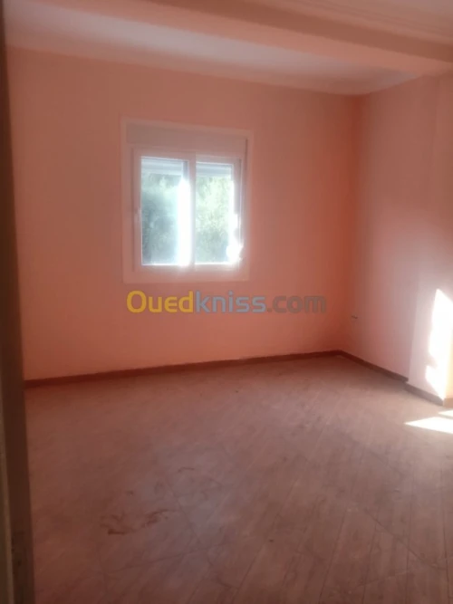 Location Appartement F3 Tizi ouzou Ouaguenoun
