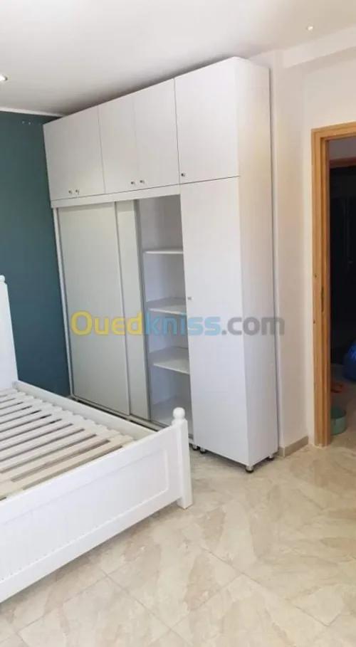 Fabricant des mobiliers domestique