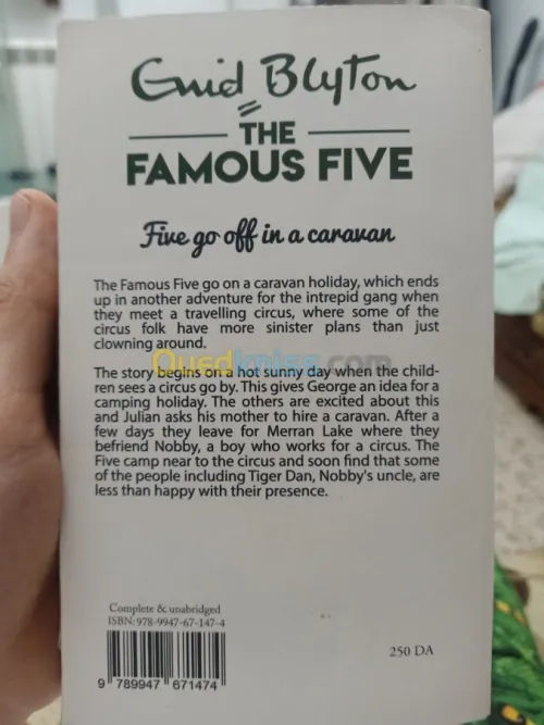 The Famous Five - Five go  in a caravan-