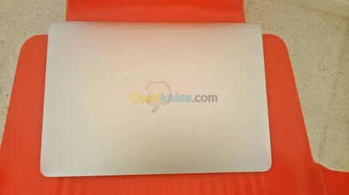 Mac air early 2015 Venu kabba