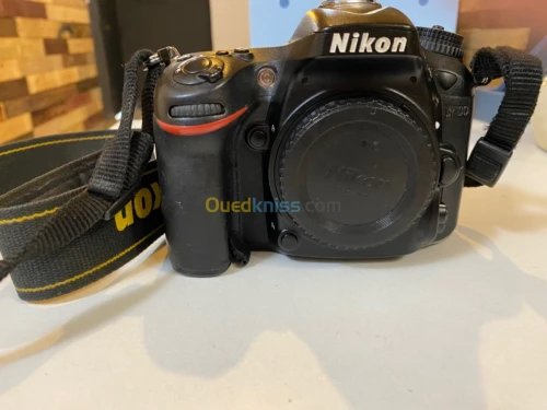 Vente nikon 7100 / flash externe sb700