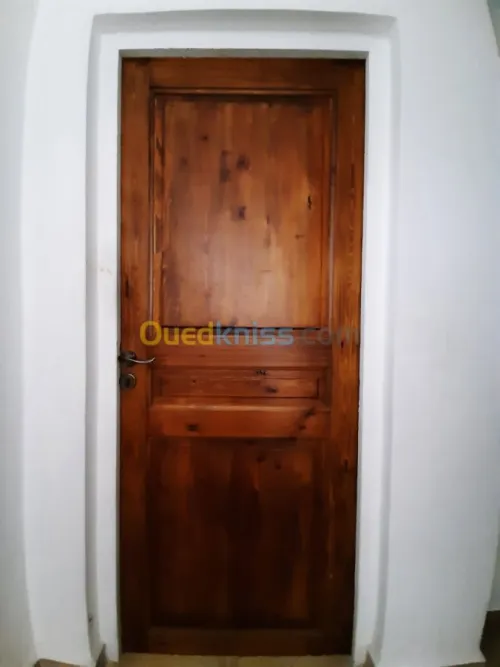 Porte en bois sur mesure 