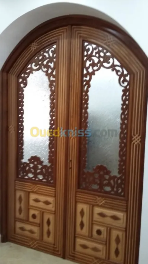 Porte en bois sur mesure 