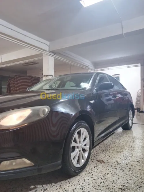 MG 6 2011 