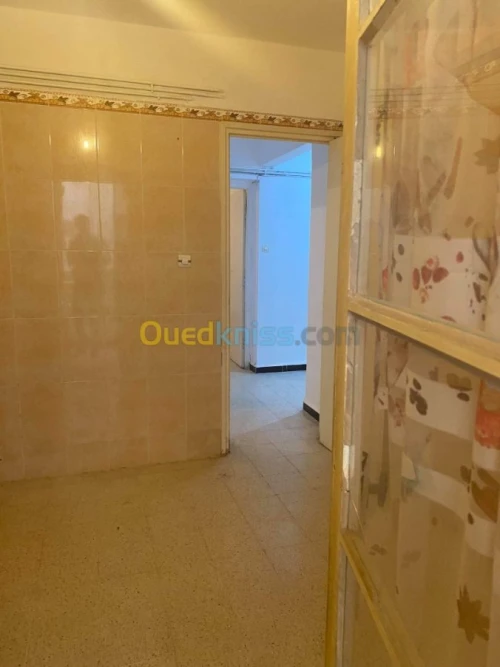 Location Appartement F2 Alger Bouzareah