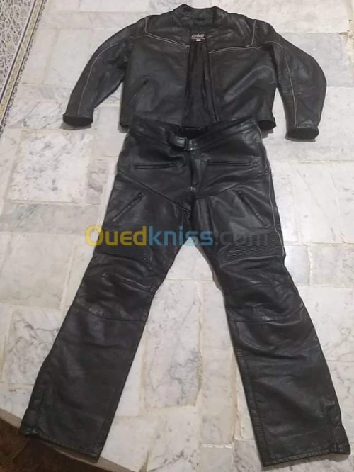 Tenue Pour moto sportive où routière
