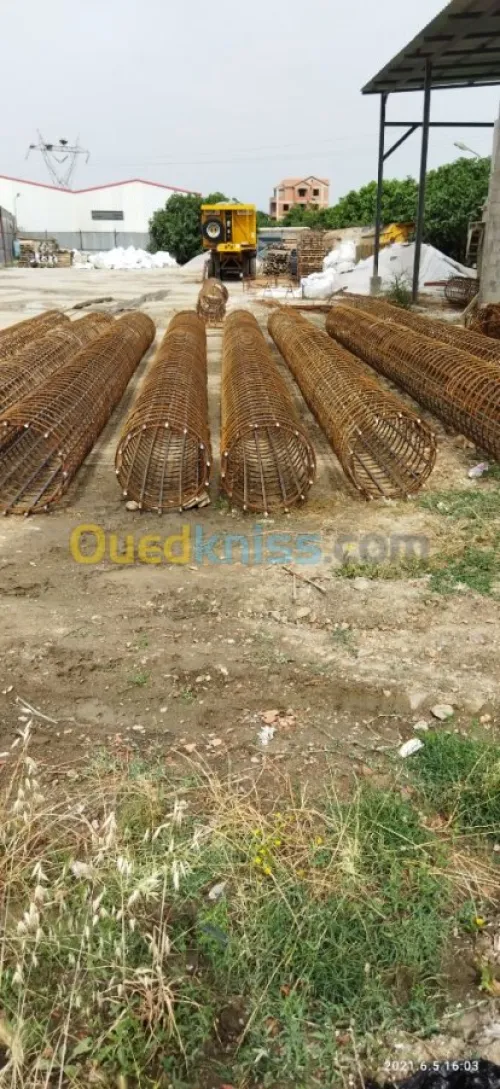 Fourrage des pieux et micropieux