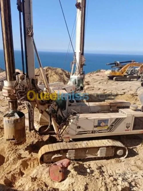 Fourrage des pieux et micropieux