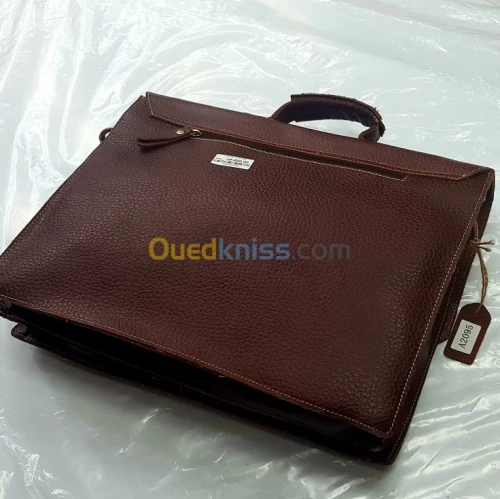 Cartable en cuir