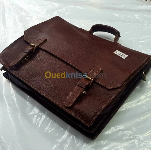 Cartable en cuir
