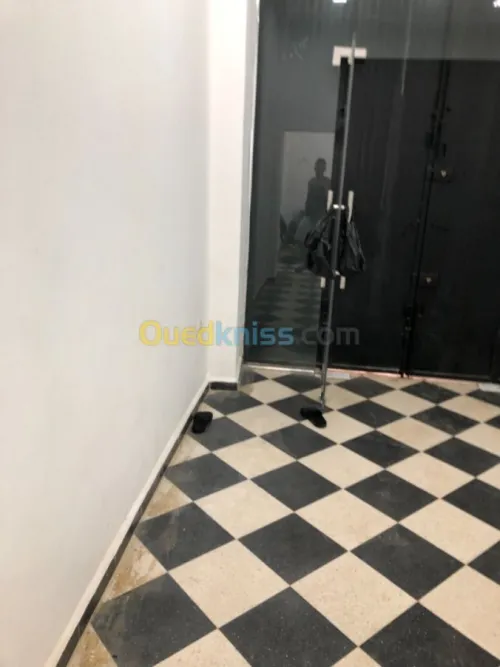 Vente Local Alger Bab ezzouar