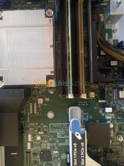 serveur HPE ProLiant DL20 Gen10 