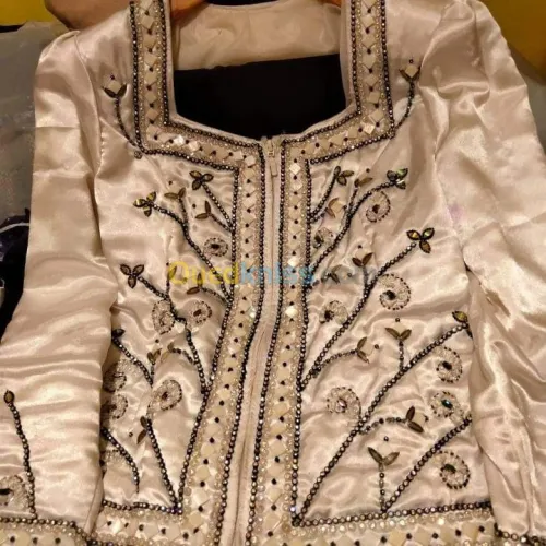 Location Caftan et karakou
