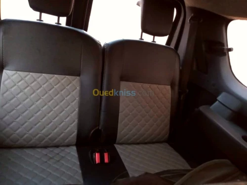 Renault Logan MCV 2009 Mpi