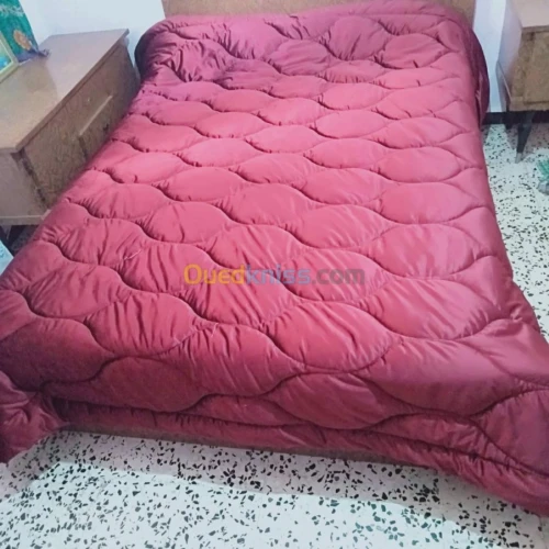 صناعة الأفرشة والخياطة بكل اشكالها