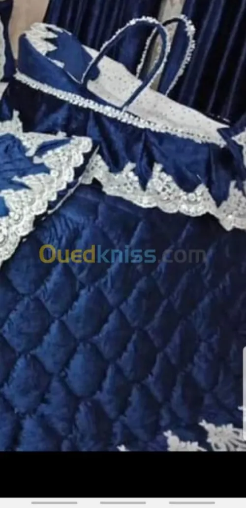 صناعة الأفرشة والخياطة بكل اشكالها