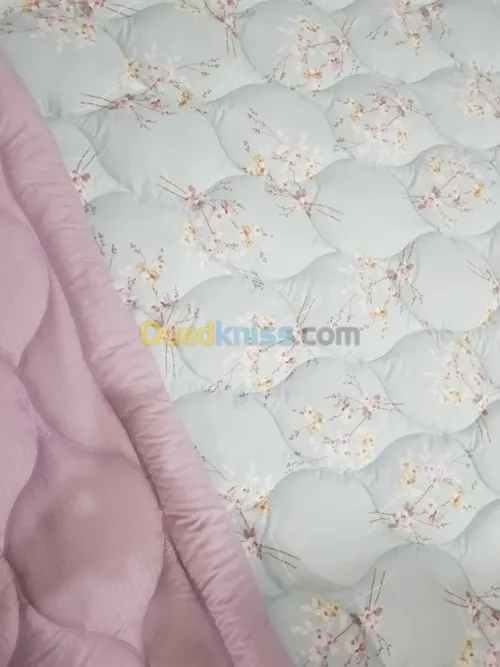 صناعة الأفرشة والخياطة بكل اشكالها