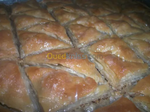 Coure et Commande De Gâteaux et cuisin