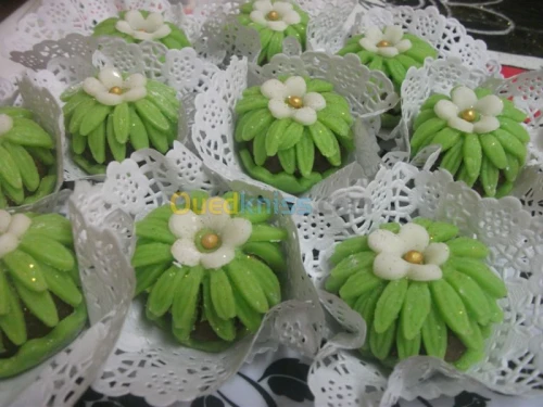 Coure et Commande De Gâteaux et cuisin