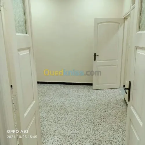 Location Niveau De Villa F3 Blida Guerrouaou