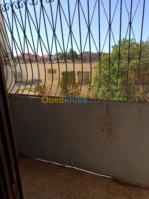 Location Appartement F3 Alger Bordj el bahri