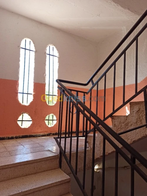 Location Appartement F3 Alger Bordj el bahri