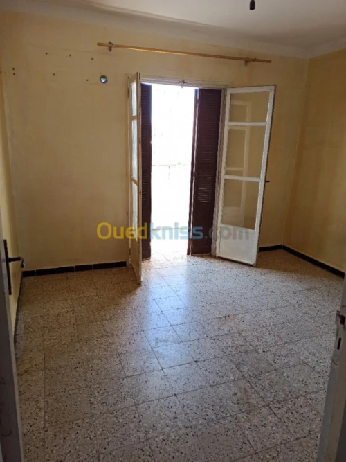 Location Appartement F3 Alger Bordj el bahri