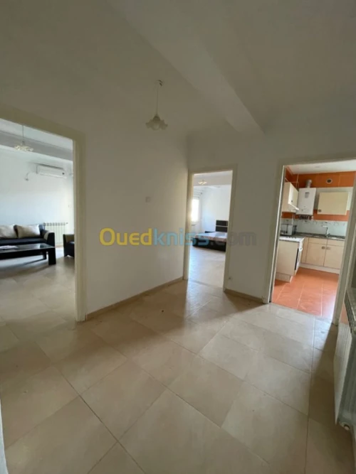 Location Appartement F4 Alger Hydra