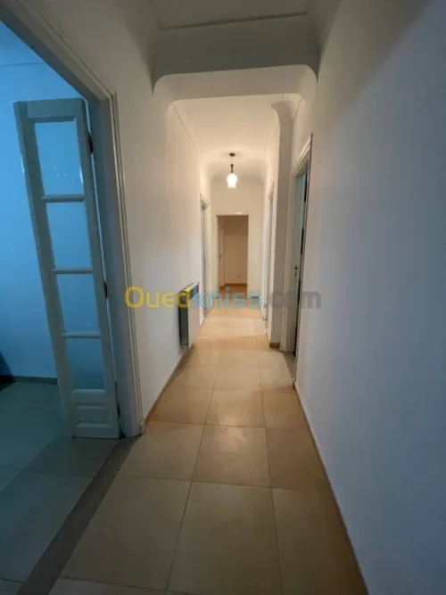 Location Appartement F3 Alger Hydra