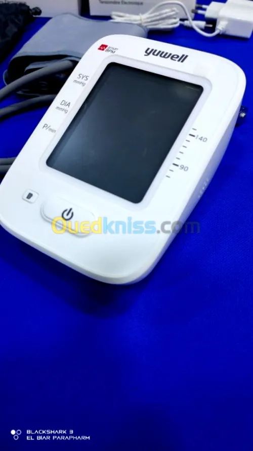 Tensiomètre Yuwell parlant +Adaptateur