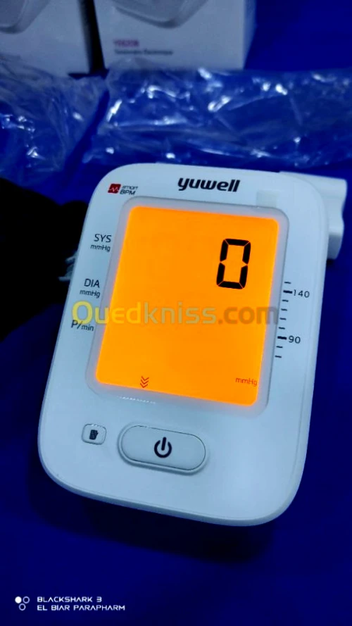 Tensiomètre Yuwell parlant +Adaptateur